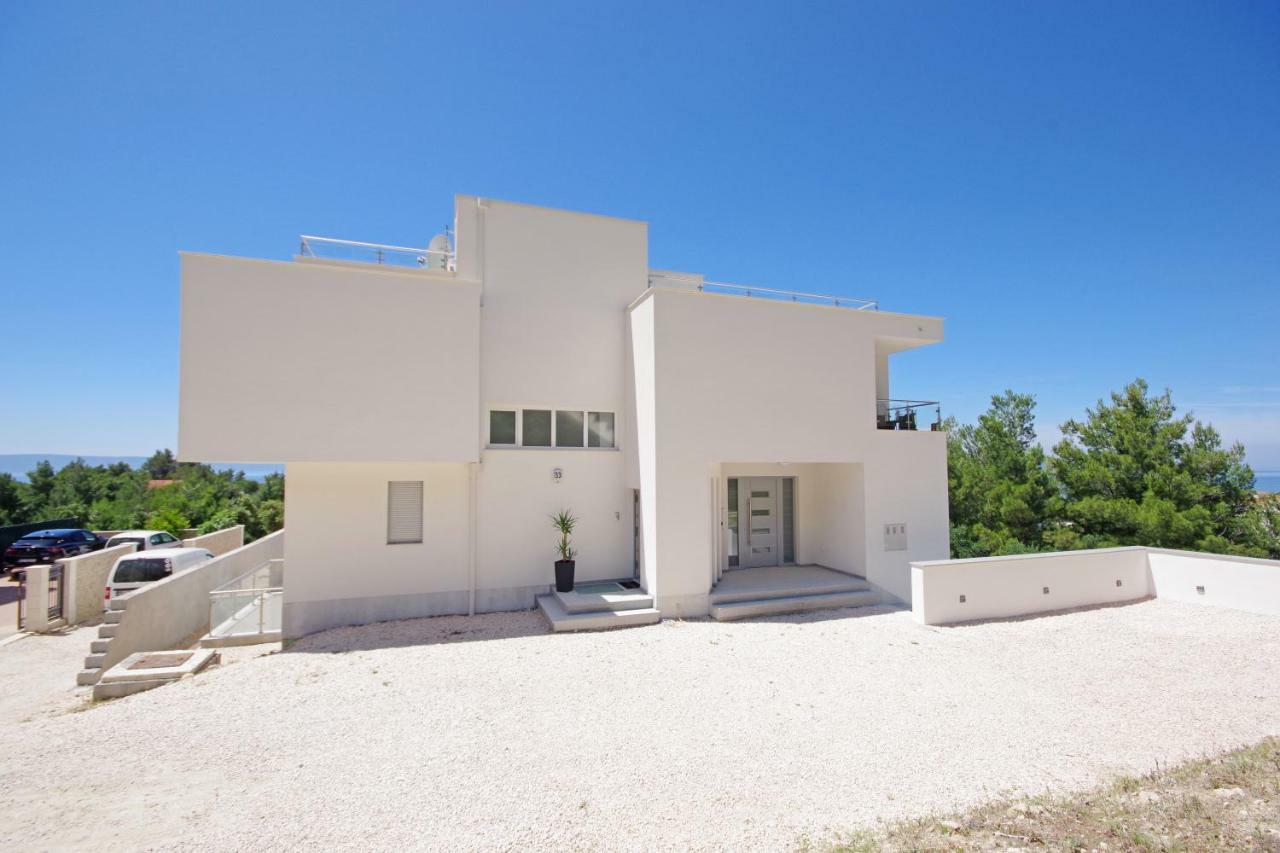 Villa Inis Макарска Екстериор снимка