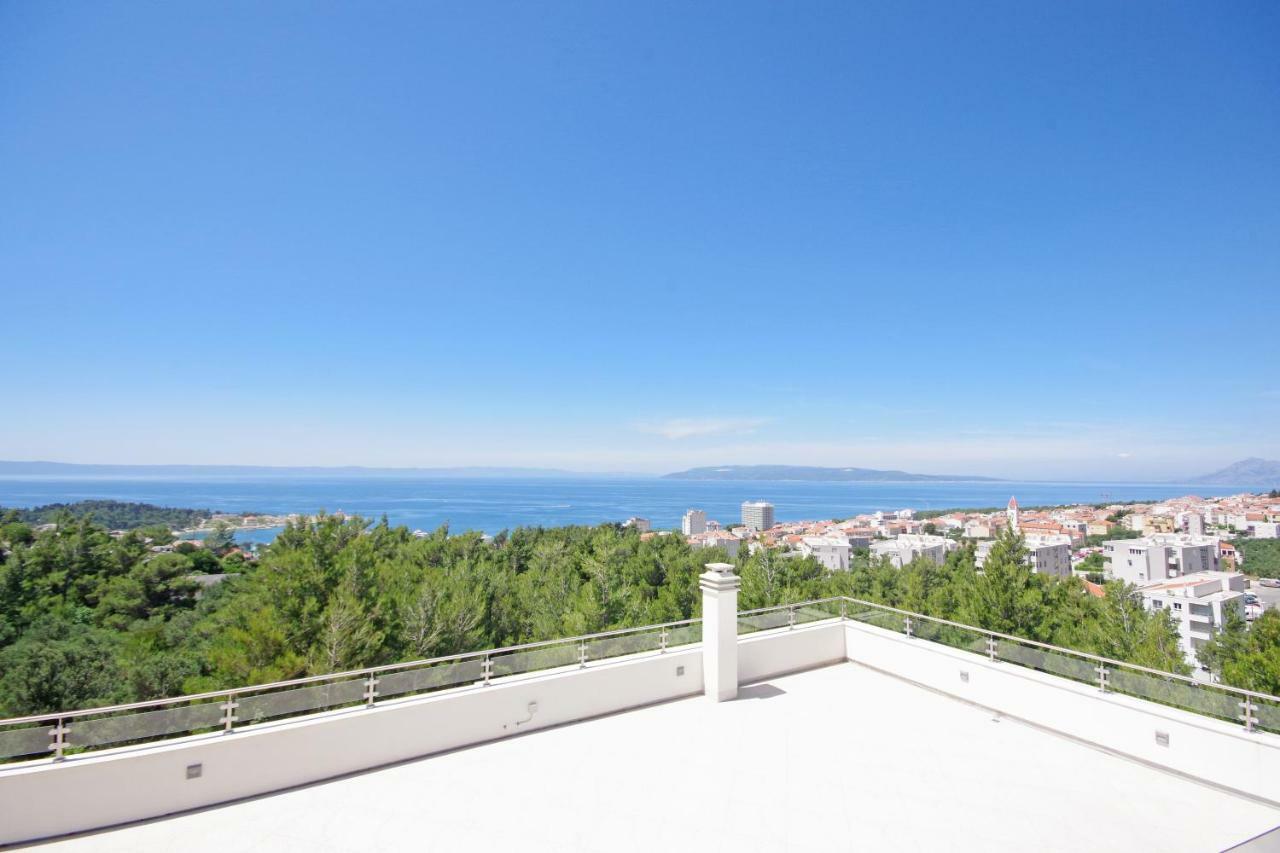 Villa Inis Макарска Екстериор снимка