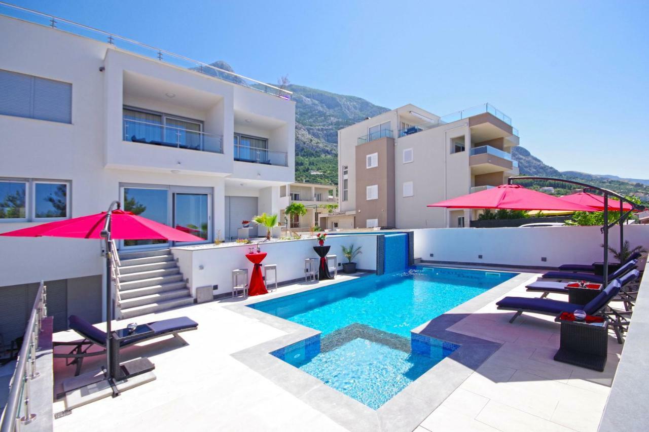 Villa Inis Макарска Екстериор снимка